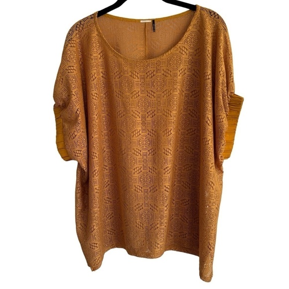Akemi + Kin Golden Yellow Lace Boxy Top, Size XS/S - Picture 3 of 9